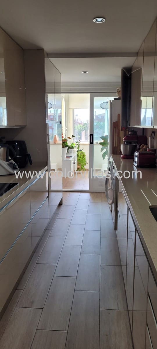 Semi-Rækkehus til salg i Javea / Xabia med garage - € 529.000 (Ref: 9414705)