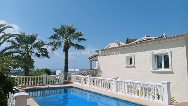 5 sypialnia Willa na sprzedaż w Moraira, Teulada-Moraira z basenem garażem - 785 000 € (Ref: 9414710)