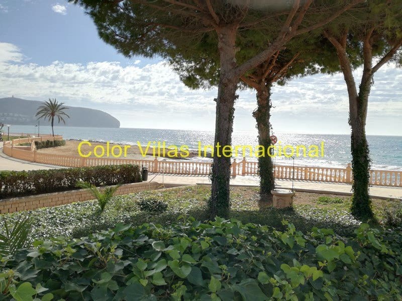 3 quarto Apartamento para venda em Moraira com garagem - 576 000 € (Ref: 9414712)