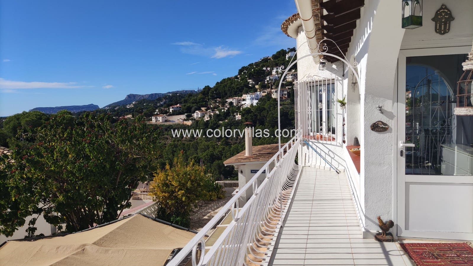 Chalet de 7 habitaciones en Moraira en venta con piscina garaje - 740.000 € (Ref: 9414713)