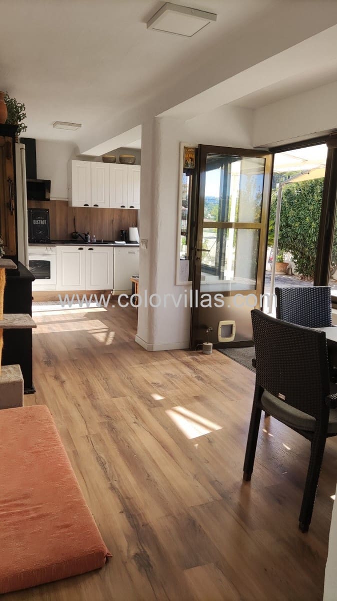 Chalet de 7 habitaciones en Moraira en venta con piscina garaje - 740.000 € (Ref: 9414713)