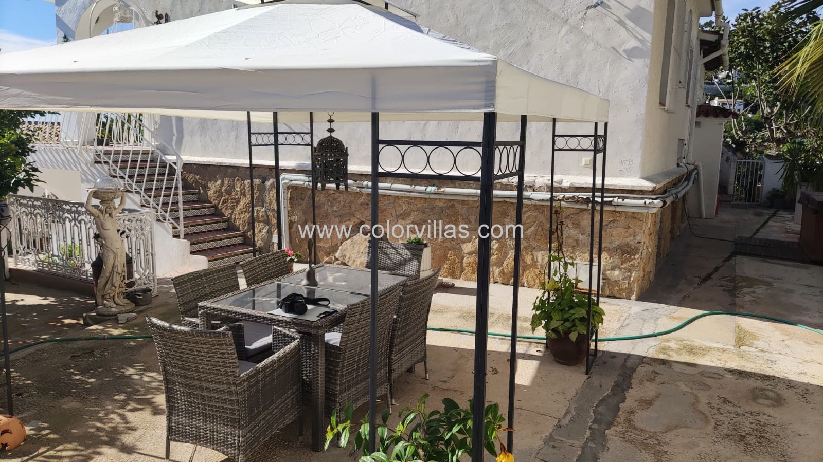 Chalet de 7 habitaciones en Moraira en venta con piscina garaje - 740.000 € (Ref: 9414713)