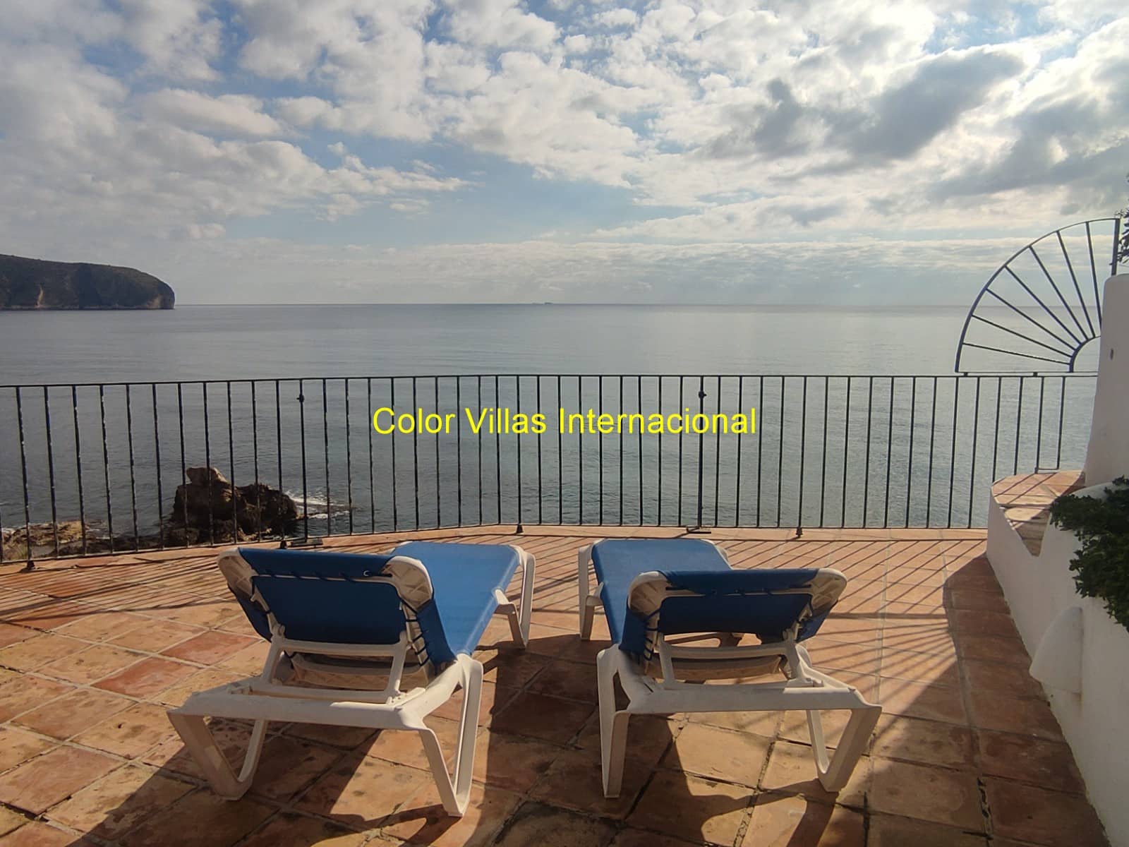 Chalet de 4 habitaciones en Moraira en venta con garaje - 1.865.000 € (Ref: 9414715)