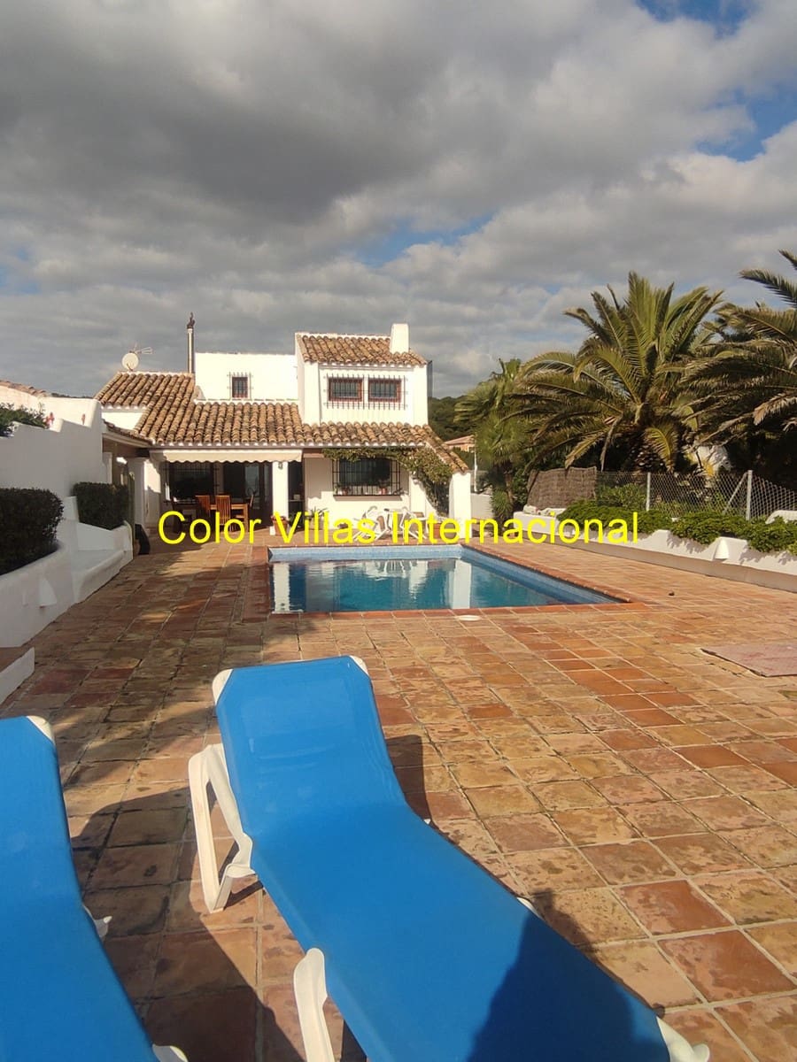 Chalet de 4 habitaciones en Moraira en venta con garaje - 1.865.000 € (Ref: 9414715)