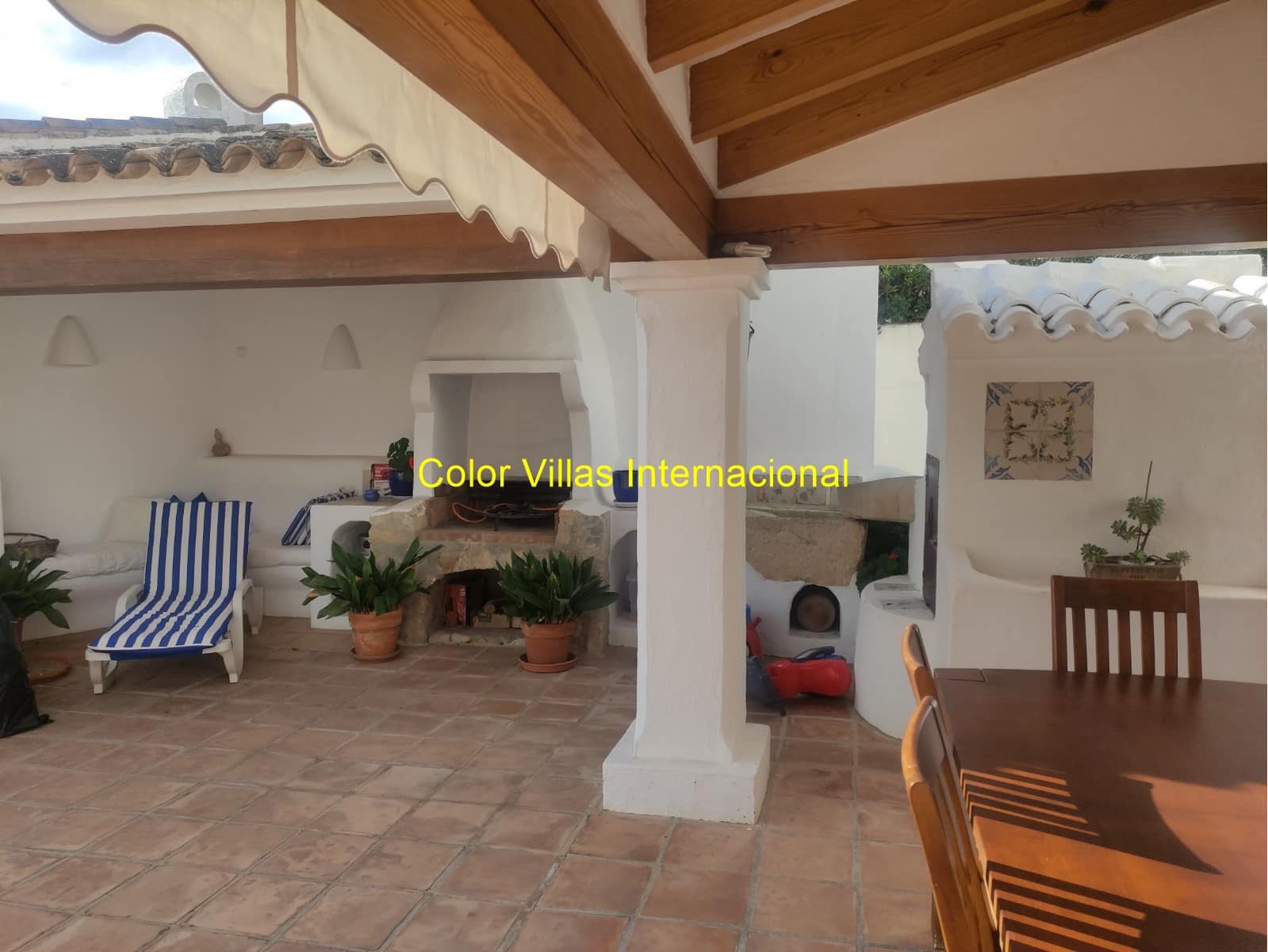 Chalet de 4 habitaciones en Moraira en venta con garaje - 1.865.000 € (Ref: 9414715)