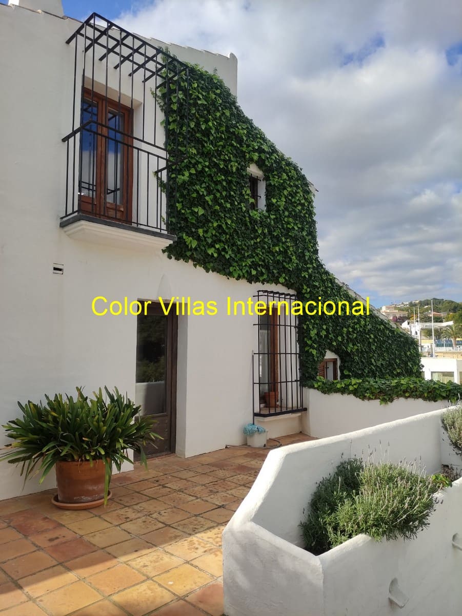 Chalet de 4 habitaciones en Moraira en venta con garaje - 1.865.000 € (Ref: 9414715)