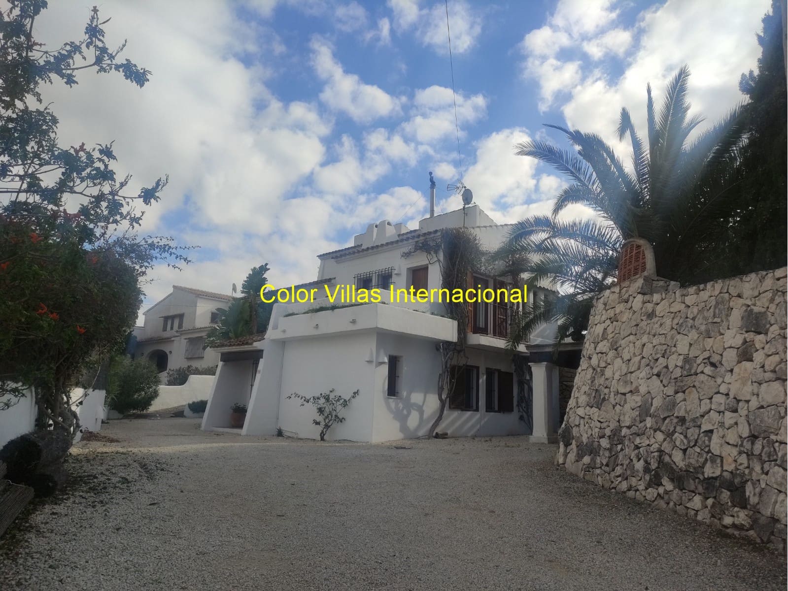 Chalet de 4 habitaciones en Moraira en venta con garaje - 1.865.000 € (Ref: 9414715)