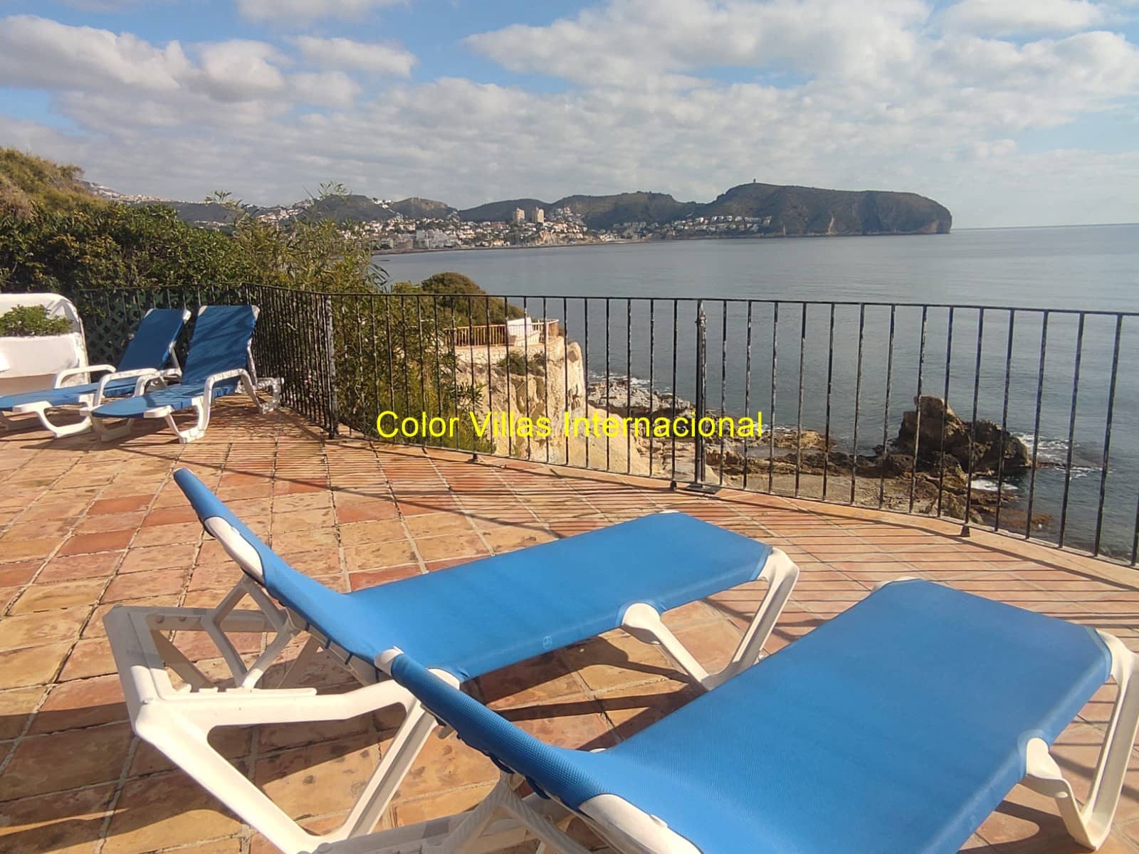 Chalet de 4 habitaciones en Moraira en venta con garaje - 1.865.000 € (Ref: 9414715)