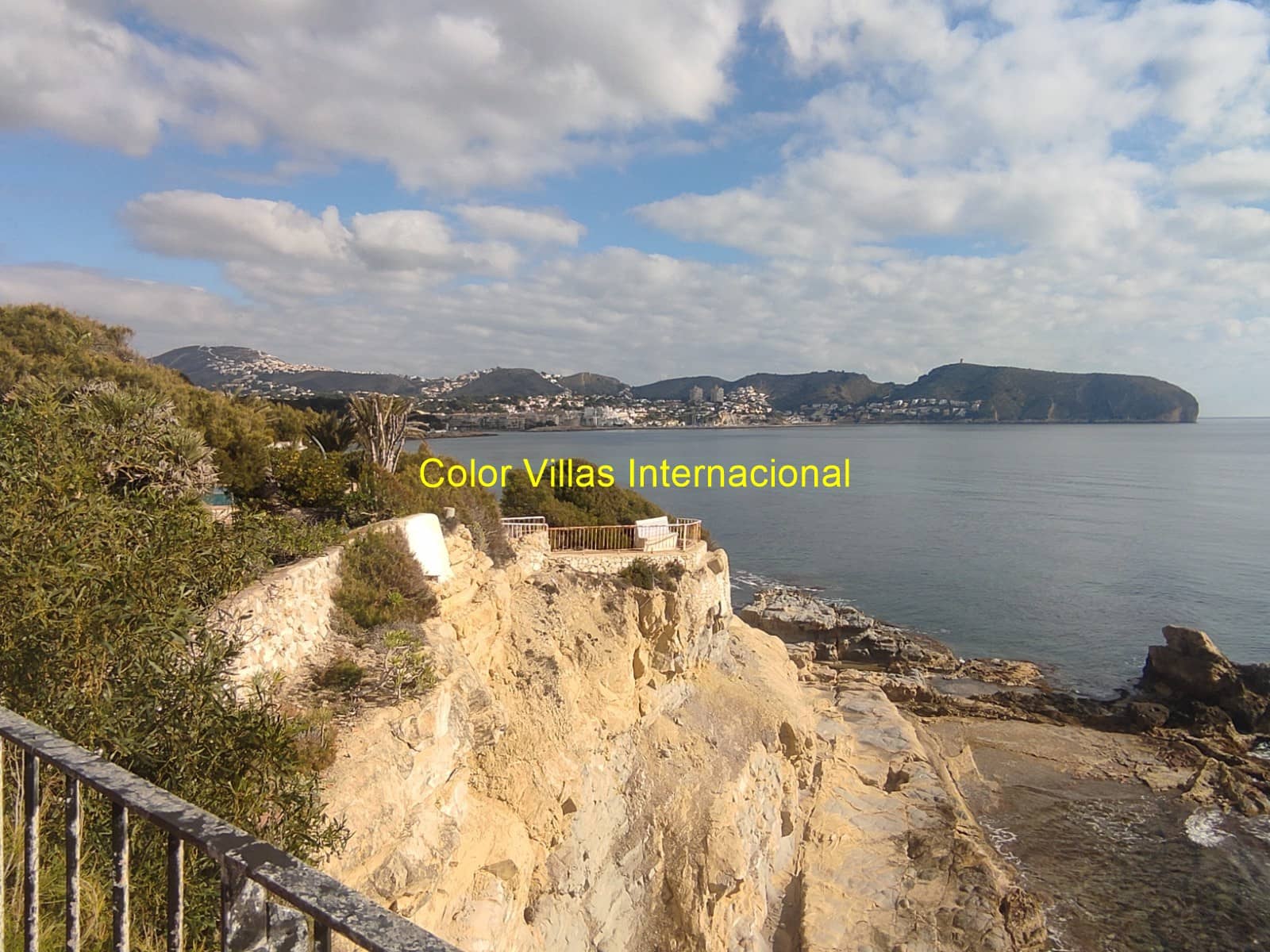 Chalet de 4 habitaciones en Moraira en venta con garaje - 1.865.000 € (Ref: 9414715)