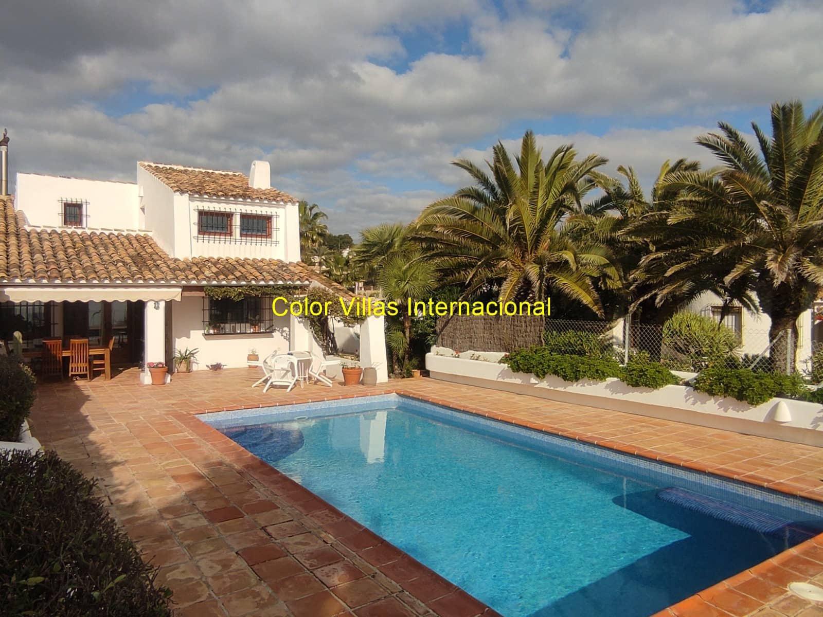 Chalet de 4 habitaciones en Moraira en venta con garaje - 1.865.000 € (Ref: 9414715)