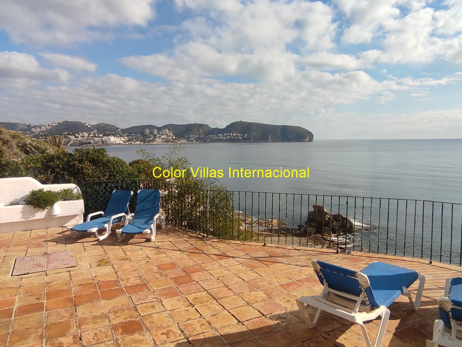 Chalet de 4 habitaciones en Moraira en venta con garaje - 1.865.000 € (Ref: 9414715)
