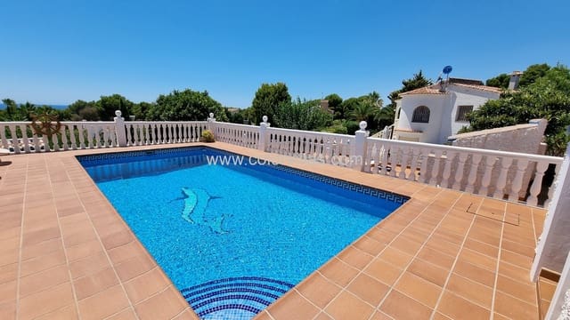 Chalet de 6 habitaciones en Moraira, Teulada-Moraira en venta con garaje - 1.350.000 € (Ref: 9414720)