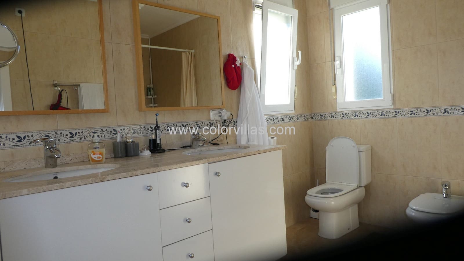 4 bedroom Villa for sale in Moraira with pool garage - € 850,000 (Ref: 9414723)