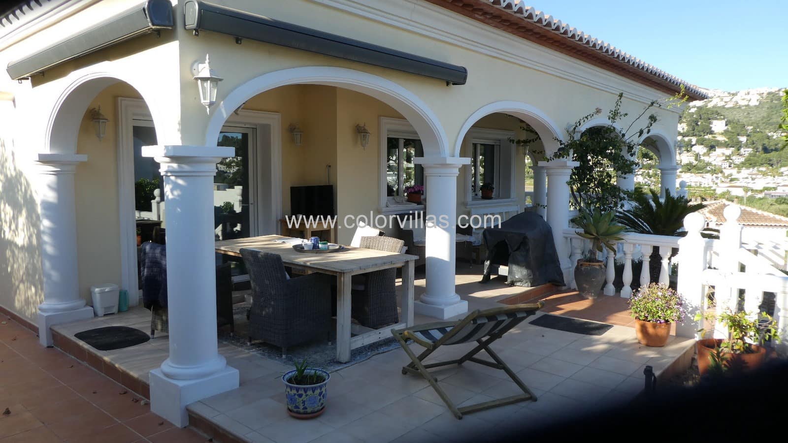 4 bedroom Villa for sale in Moraira with pool garage - € 850,000 (Ref: 9414723)