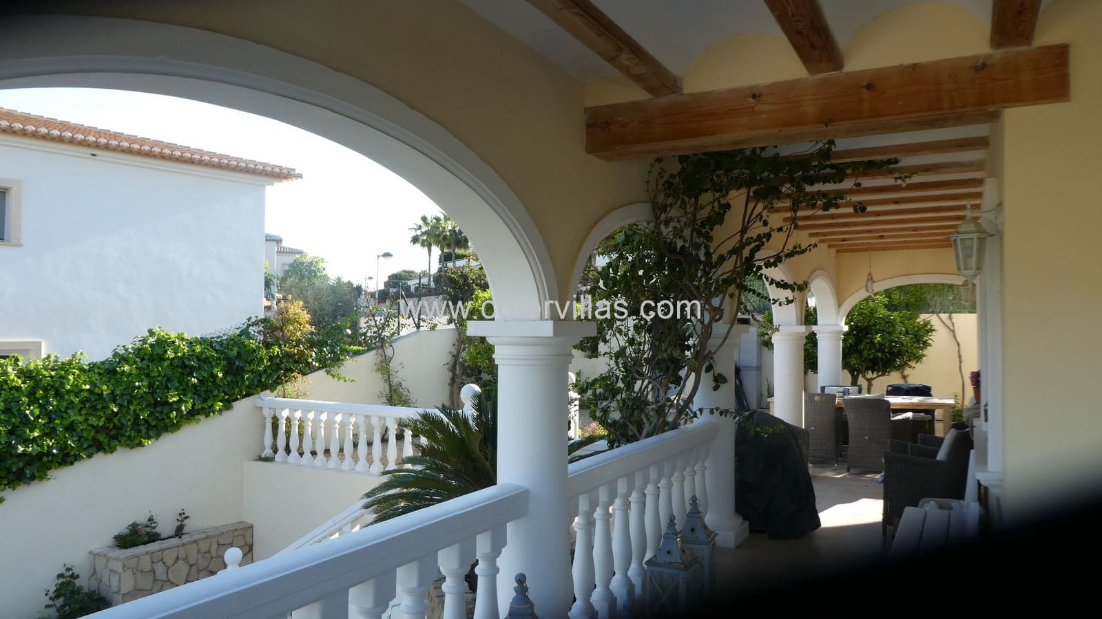 4 bedroom Villa for sale in Moraira with pool garage - € 850,000 (Ref: 9414723)