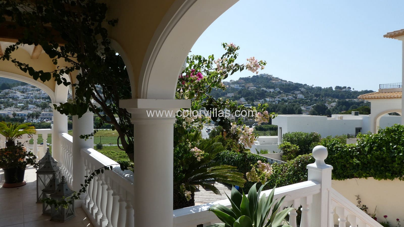 4 bedroom Villa for sale in Moraira with pool garage - € 850,000 (Ref: 9414723)