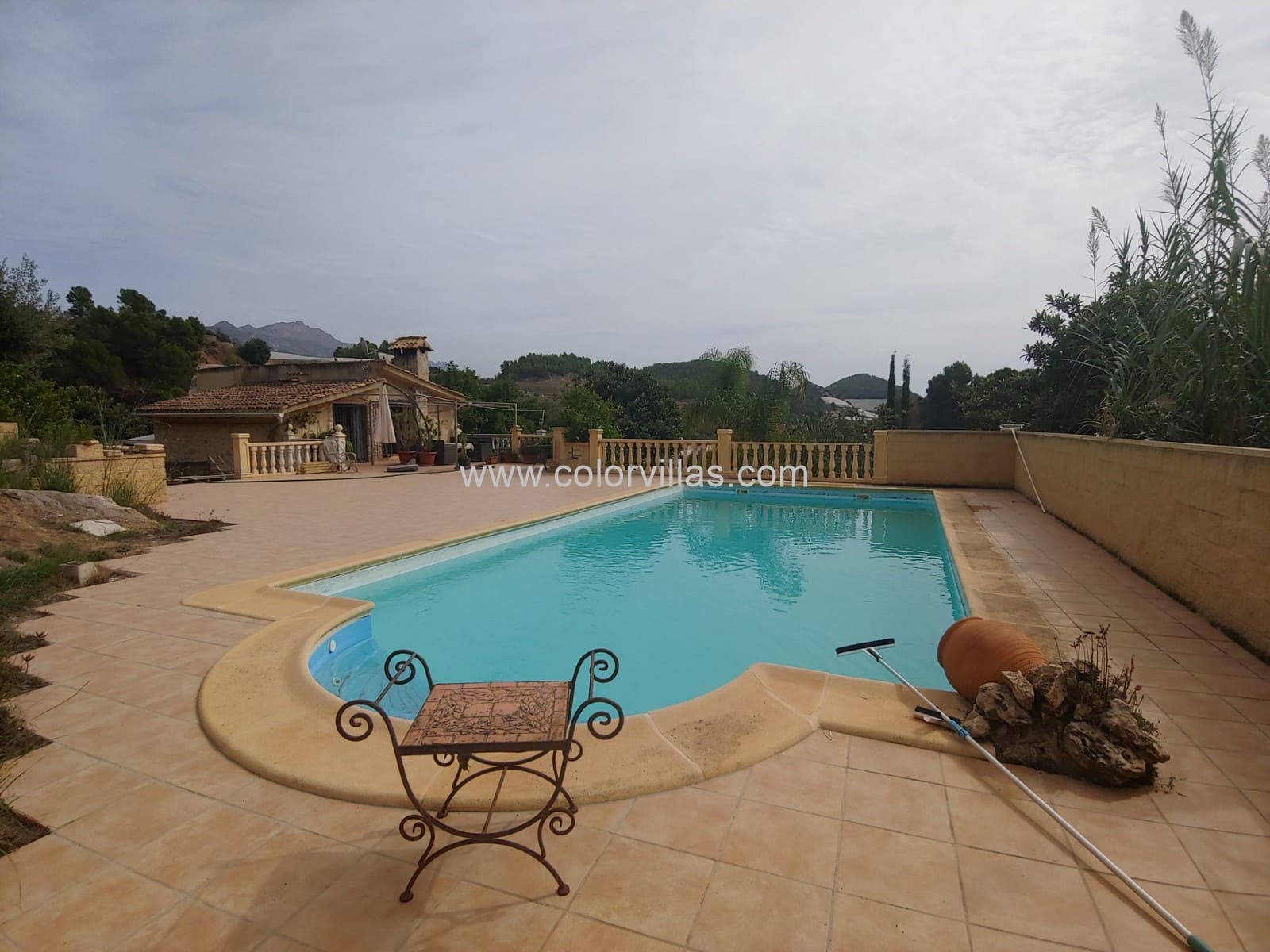 2 makuuhuone Maalaistalo myytävänä paikassa Alicante kaupunki mukana 
autotalli - 465 000 € (Ref: 9414725)