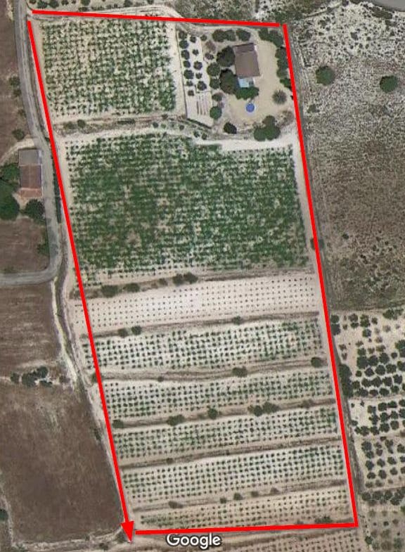 Finca/Herregård til salgs i Agullent med svømmebasseng - € 169 000 (Ref: 9414727)