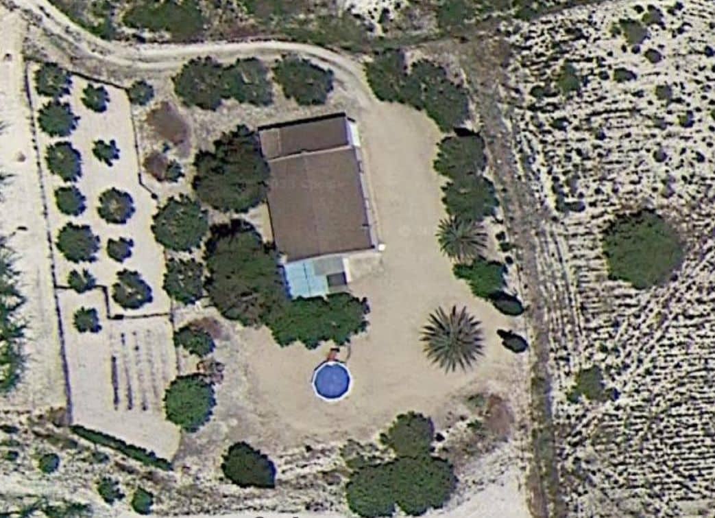 Finca/Herregård til salgs i Agullent med svømmebasseng - € 169 000 (Ref: 9414727)