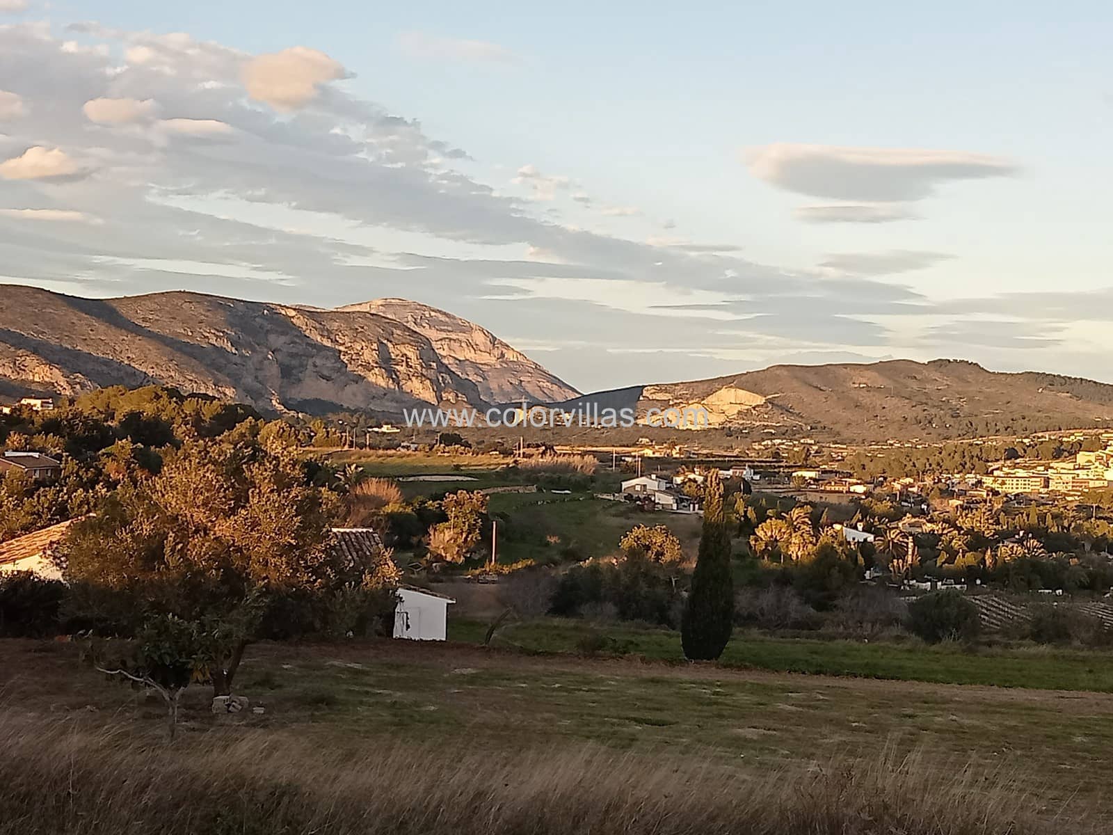 Finca/Landehus til salg i Moraira - € 270.000 (Ref: 9414729)