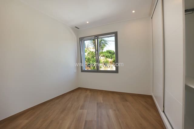 3 bedroom Villa for sale in Benissa with garage - € 975,000 (Ref: 9414732)