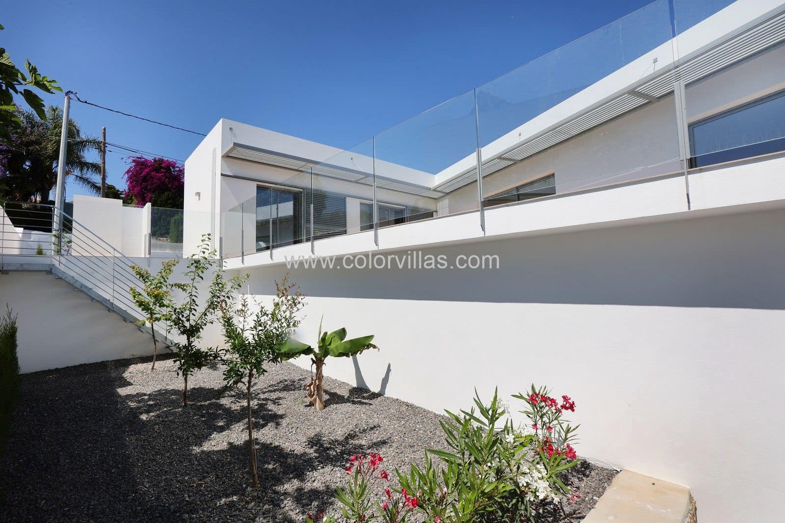 3 bedroom Villa for sale in Benissa with garage - € 975,000 (Ref: 9414732)