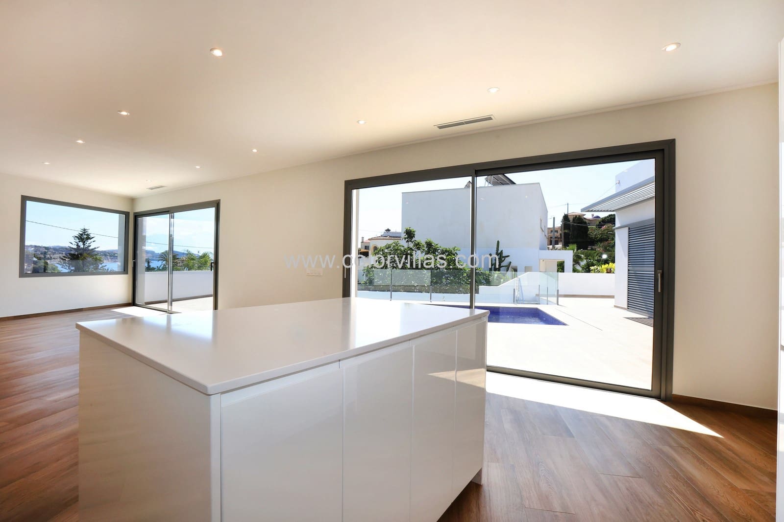 3 bedroom Villa for sale in Benissa with garage - € 975,000 (Ref: 9414732)