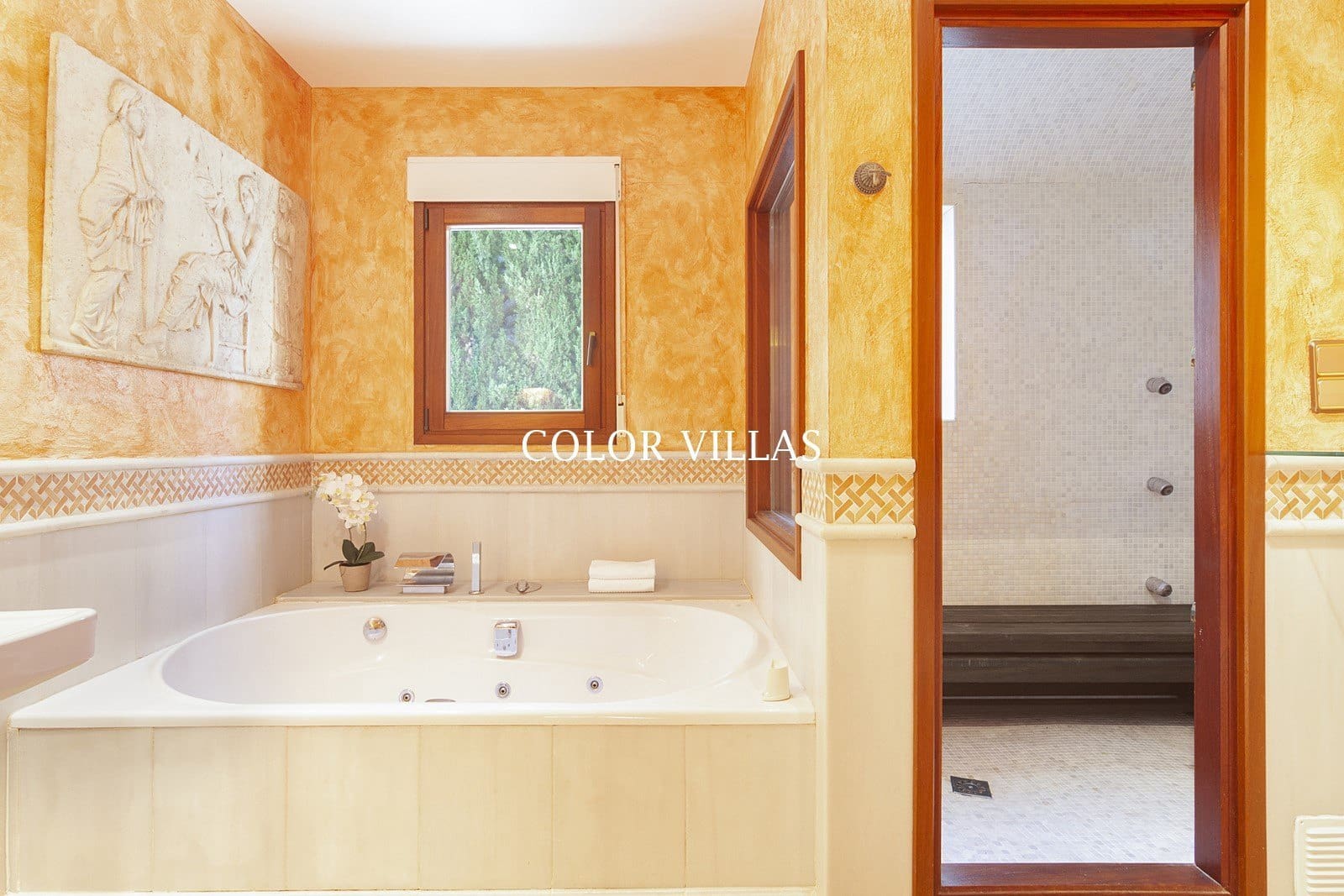 7 makuuhuone Maalaistalo myytävänä paikassa Benissa mukana uima-altaan 
autotalli - 995 000 € (Ref: 9414738)