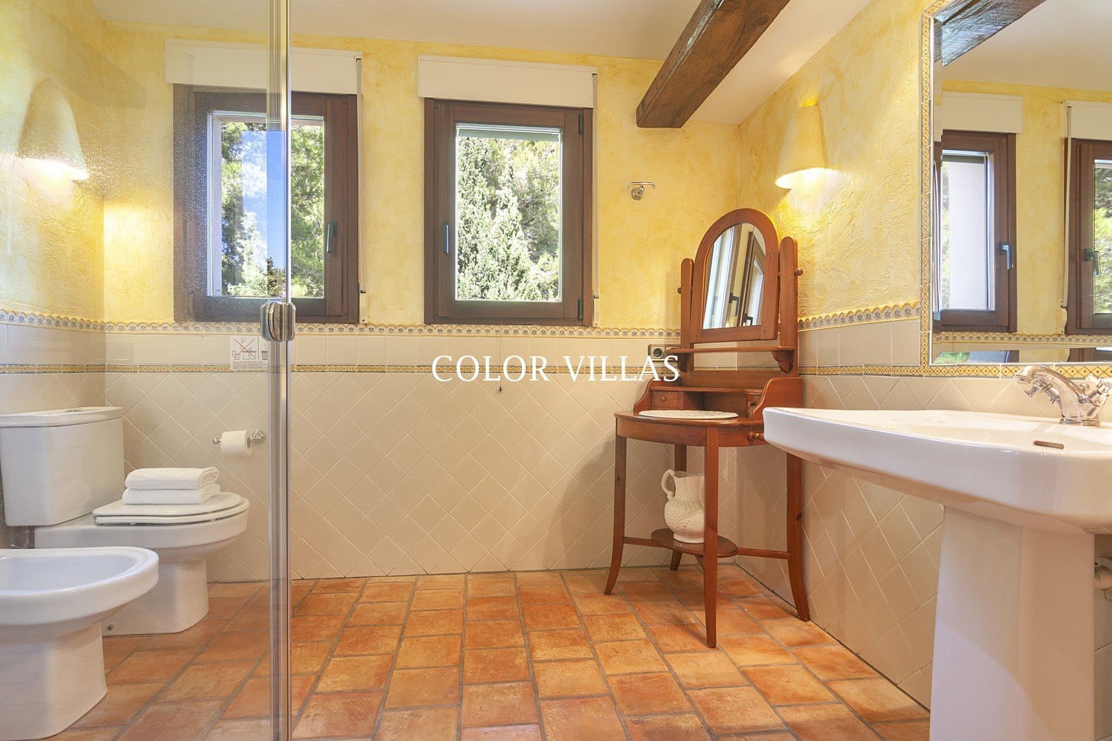 7 makuuhuone Maalaistalo myytävänä paikassa Benissa mukana uima-altaan 
autotalli - 995 000 € (Ref: 9414738)