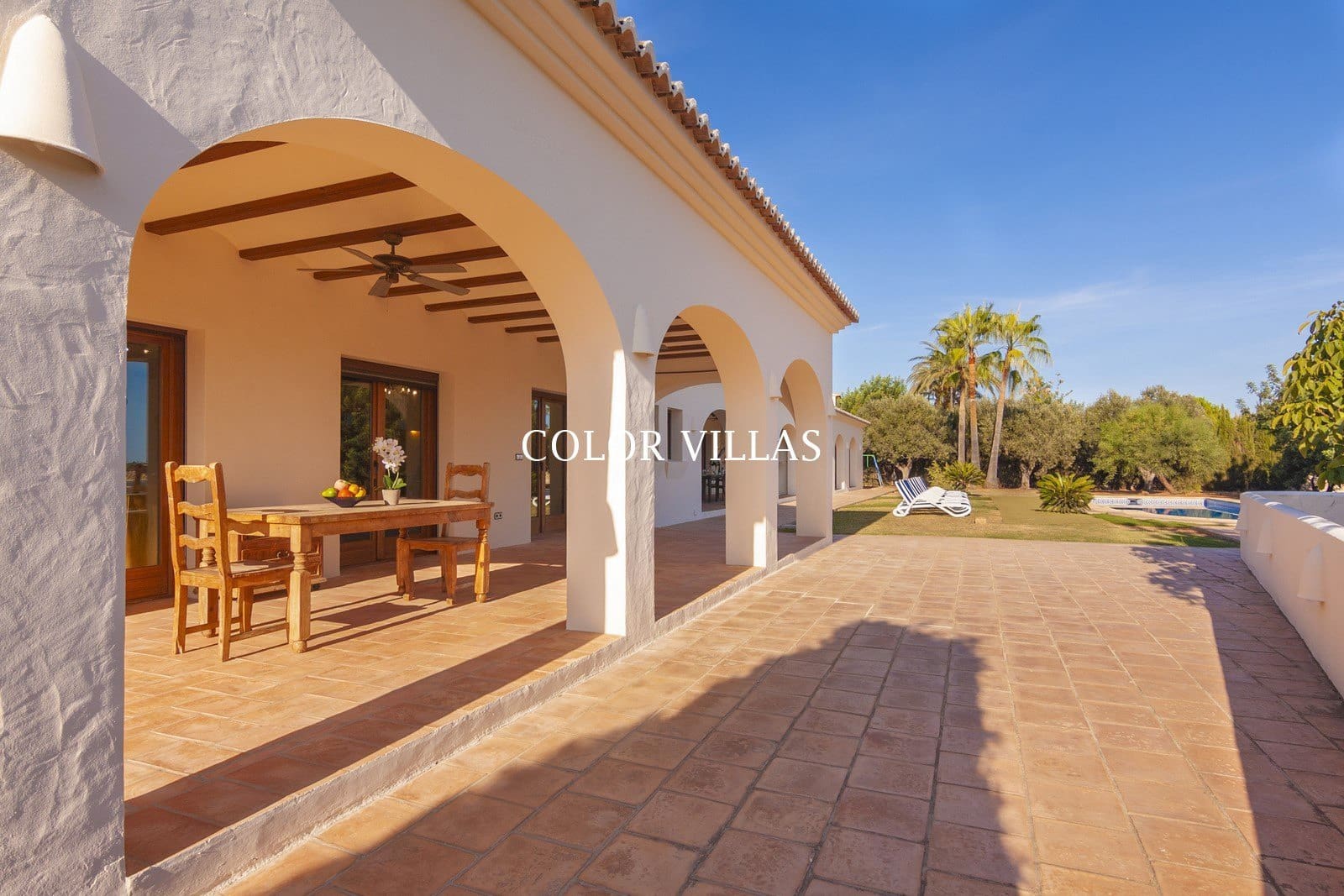 7 makuuhuone Maalaistalo myytävänä paikassa Benissa mukana uima-altaan 
autotalli - 995 000 € (Ref: 9414738)