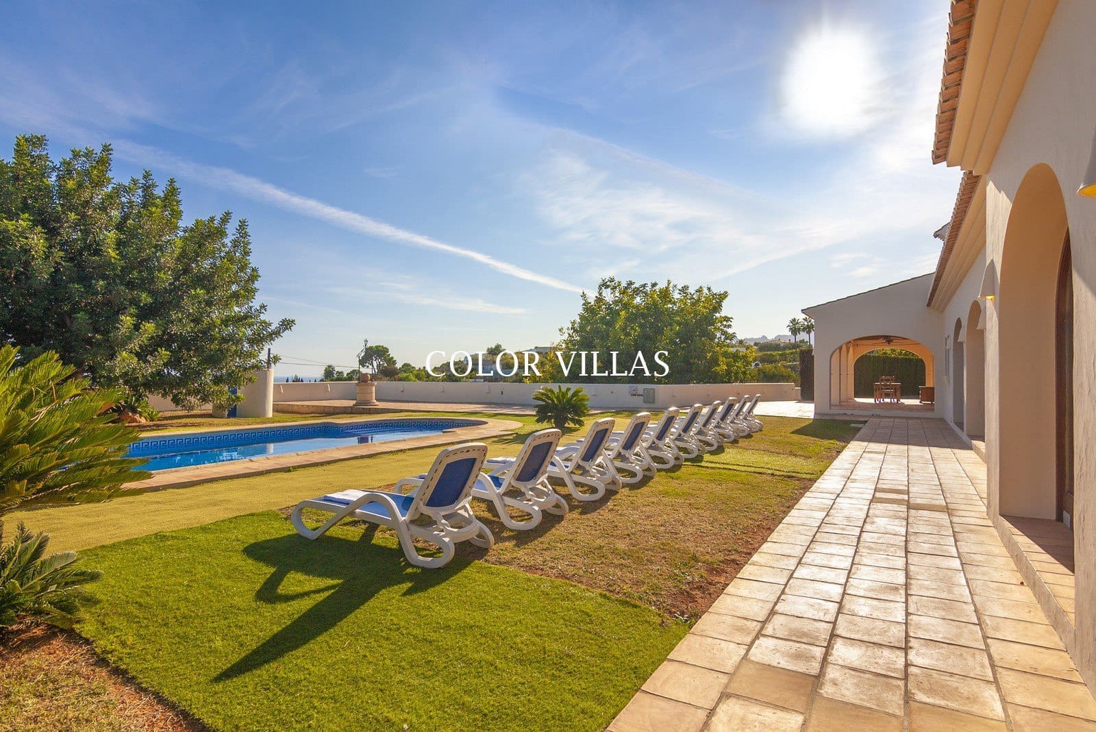 7 makuuhuone Maalaistalo myytävänä paikassa Benissa mukana uima-altaan 
autotalli - 995 000 € (Ref: 9414738)