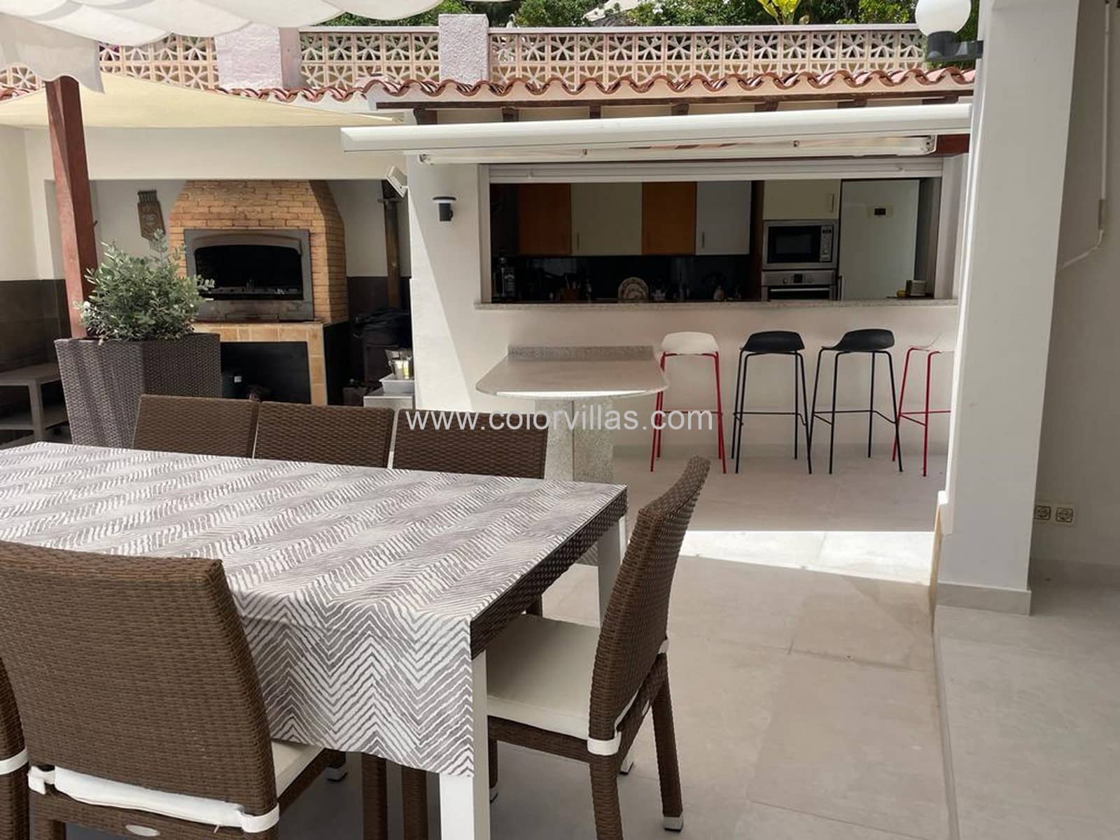 Chalet de 4 habitaciones en Moraira en venta con garaje - 1.350.000 € (Ref: 9414739)