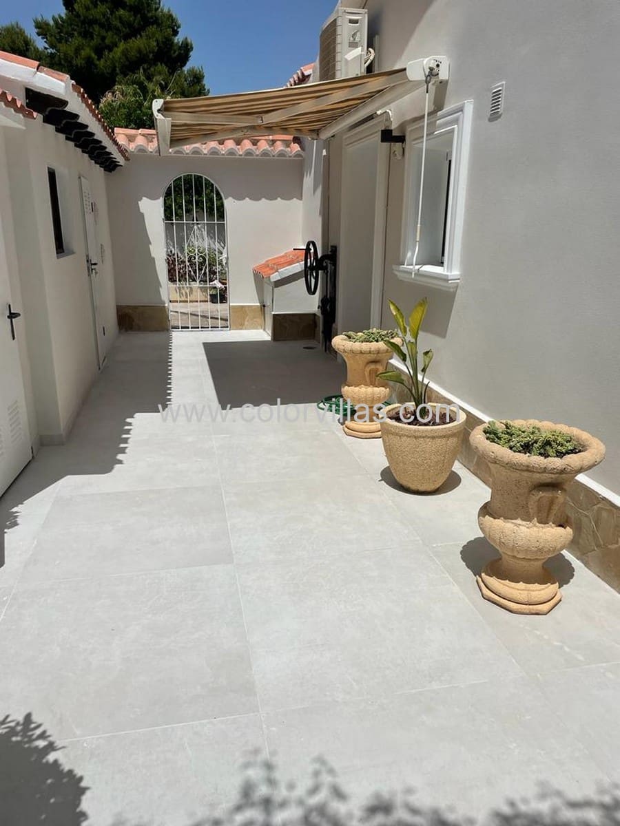 Chalet de 4 habitaciones en Moraira en venta con garaje - 1.350.000 € (Ref: 9414739)