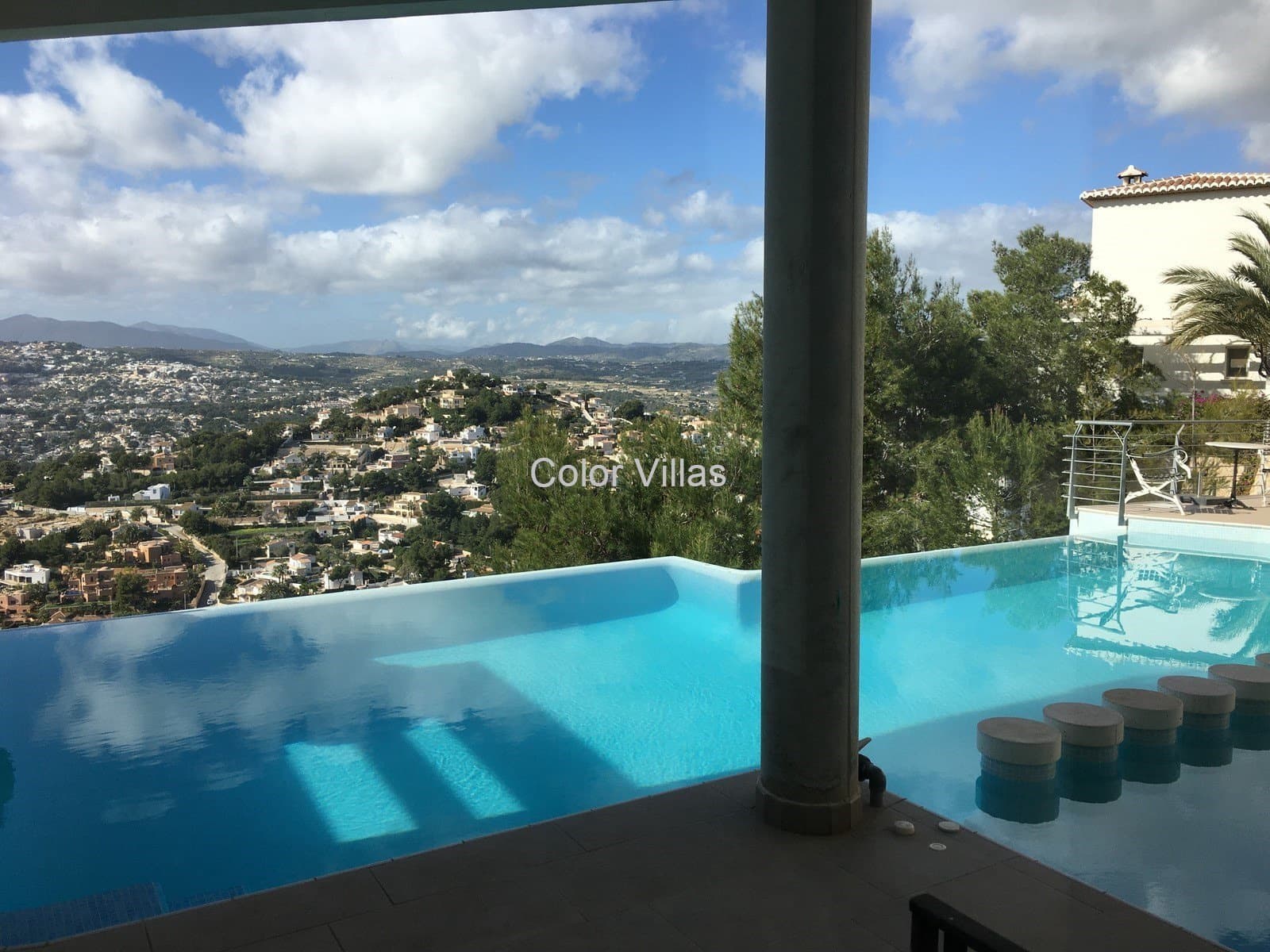 6 sovrum Villa till salu i Moraira med pool garage - 1 290 000 € (Ref: 9414741)