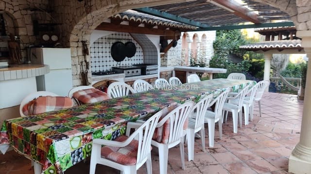 7 sovrum Villa till salu i Benissa med pool garage - 850 000 € (Ref: 9414744)