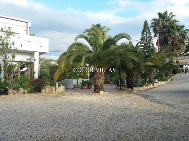 3 bedroom Restaurant/Bar for sale in Moraira, Teulada-Moraira with garage - € 735,000 (Ref: 9414746)