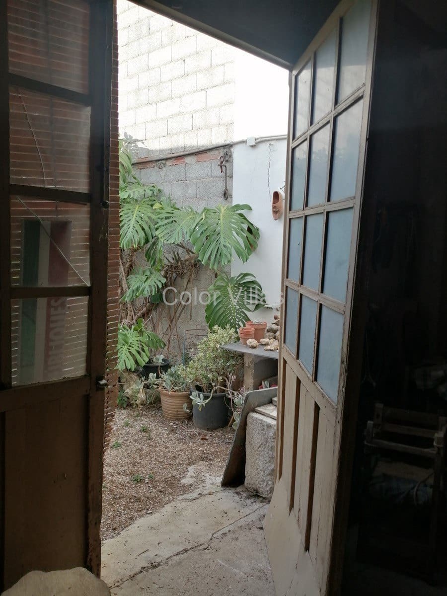 6 slaapkamer Finca/Landhuis te koop in Jalon / Xalo met garage - € 225.000 (Ref: 9414747)