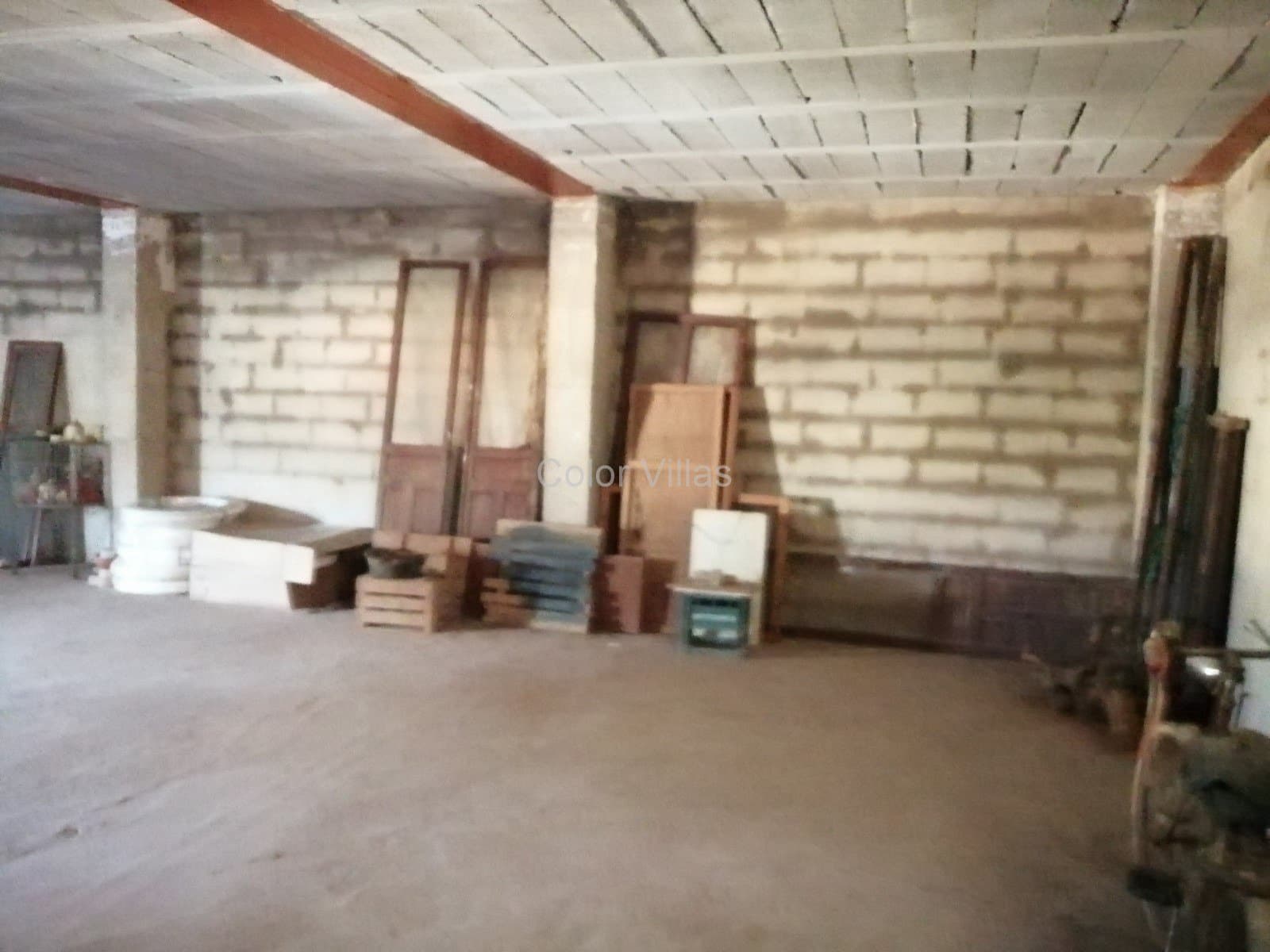 6 slaapkamer Finca/Landhuis te koop in Jalon / Xalo met garage - € 225.000 (Ref: 9414747)