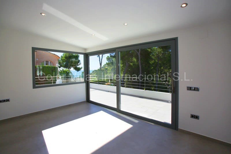 3 soveværelse Villa til salg i Benissa med garage - € 840.000 (Ref: 9414751)