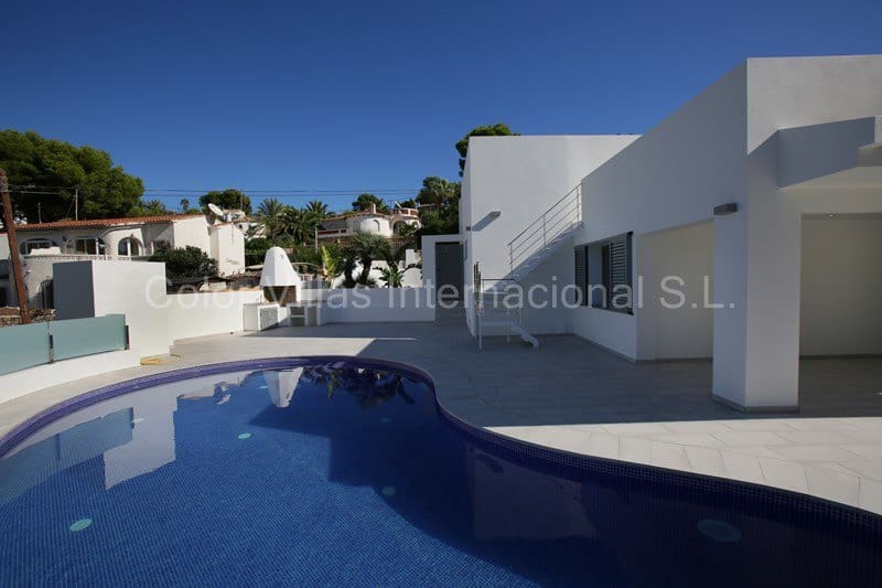 3 soveværelse Villa til salg i Benissa med garage - € 840.000 (Ref: 9414751)