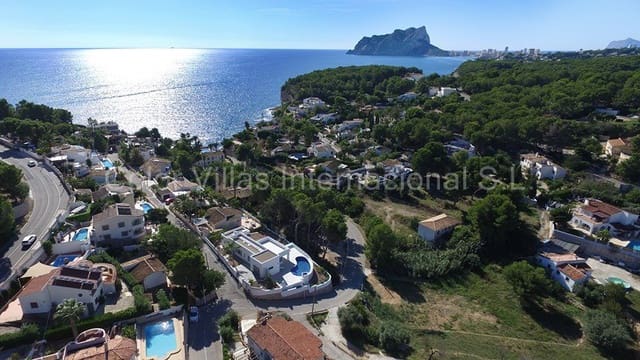 3 soveværelse Villa til salg i Benissa med garage - € 840.000 (Ref: 9414751)