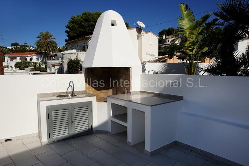 3 soveværelse Villa til salg i Benissa med garage - € 840.000 (Ref: 9414751)