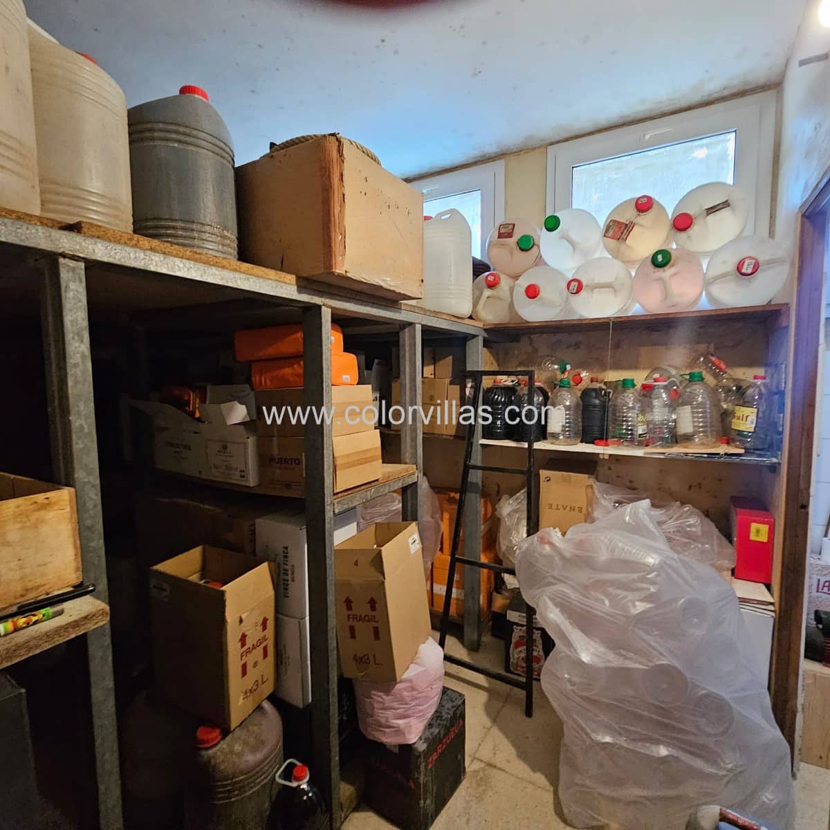 Commercial for sale in Moraira with garage - € 400,000 (Ref: 9414762)