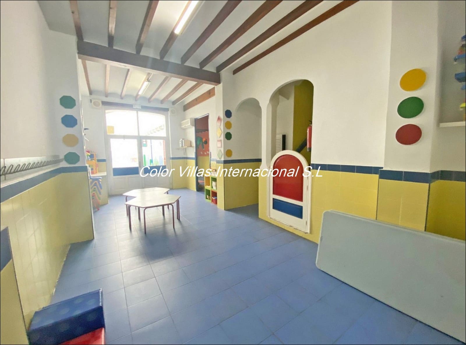 Townhouse for sale in Gata de Gorgos with garage - € 325,000 (Ref: 9414765)