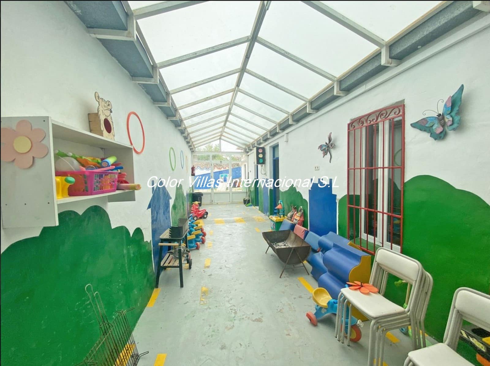 Townhouse for sale in Gata de Gorgos with garage - € 325,000 (Ref: 9414765)