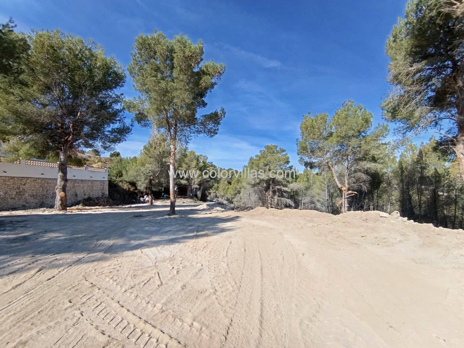 Building Plot for sale in Moraira - € 240,000 (Ref: 9414775)