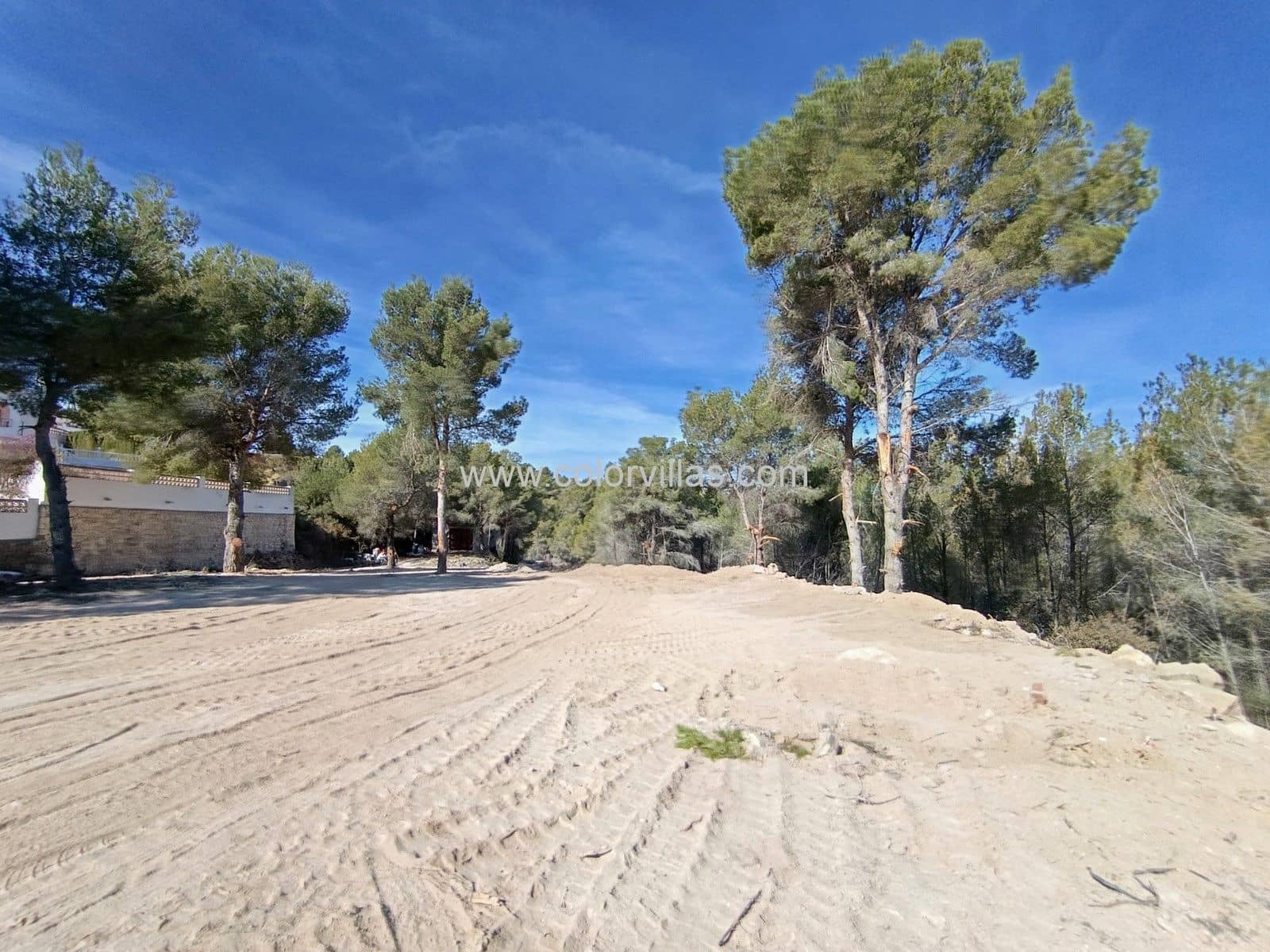 Building Plot for sale in Moraira - € 240,000 (Ref: 9414775)