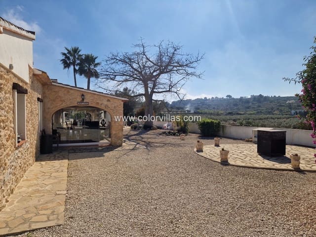 3 soveværelse Finca/Landehus til salg i Teulada Pueblo, Teulada-Moraira - € 1.699.000 (Ref: 9759592)
