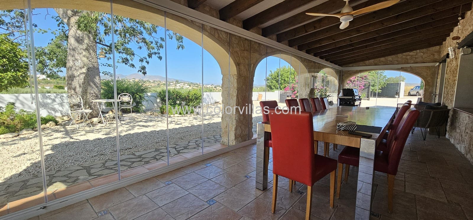 3 chambre Finca/Maison de Campagne à vendre à Teulada avec piscine garage - 1 290 000 € (Ref: 9759592)