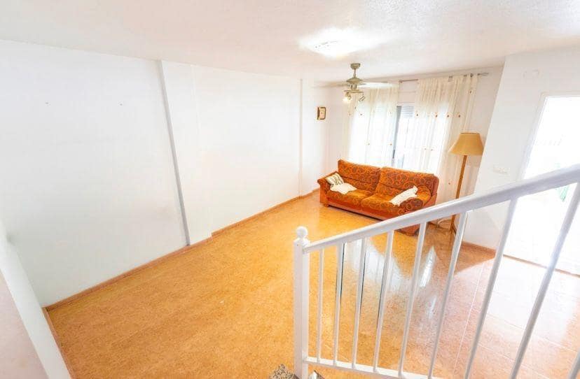 4 sovrum Radhus till salu i Los Alcazares med garage - 265 000 € (Ref: 10100436)